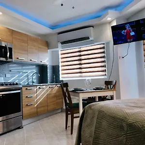 Riviera Colonial I Apartment